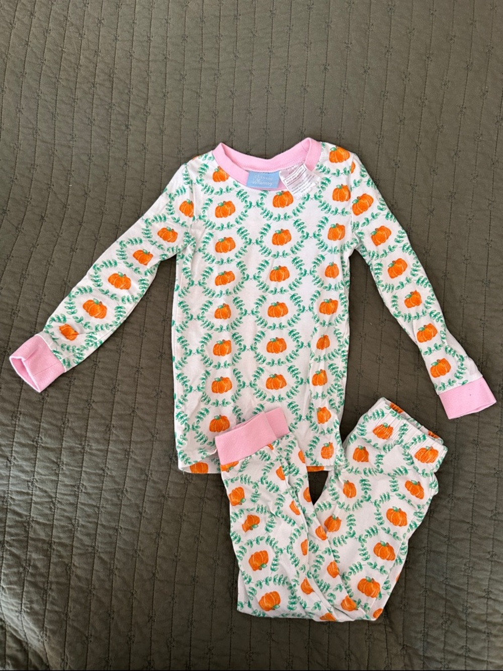 Girls Pink Pumpkin Cotton Pajama Set with Ruffle Trim